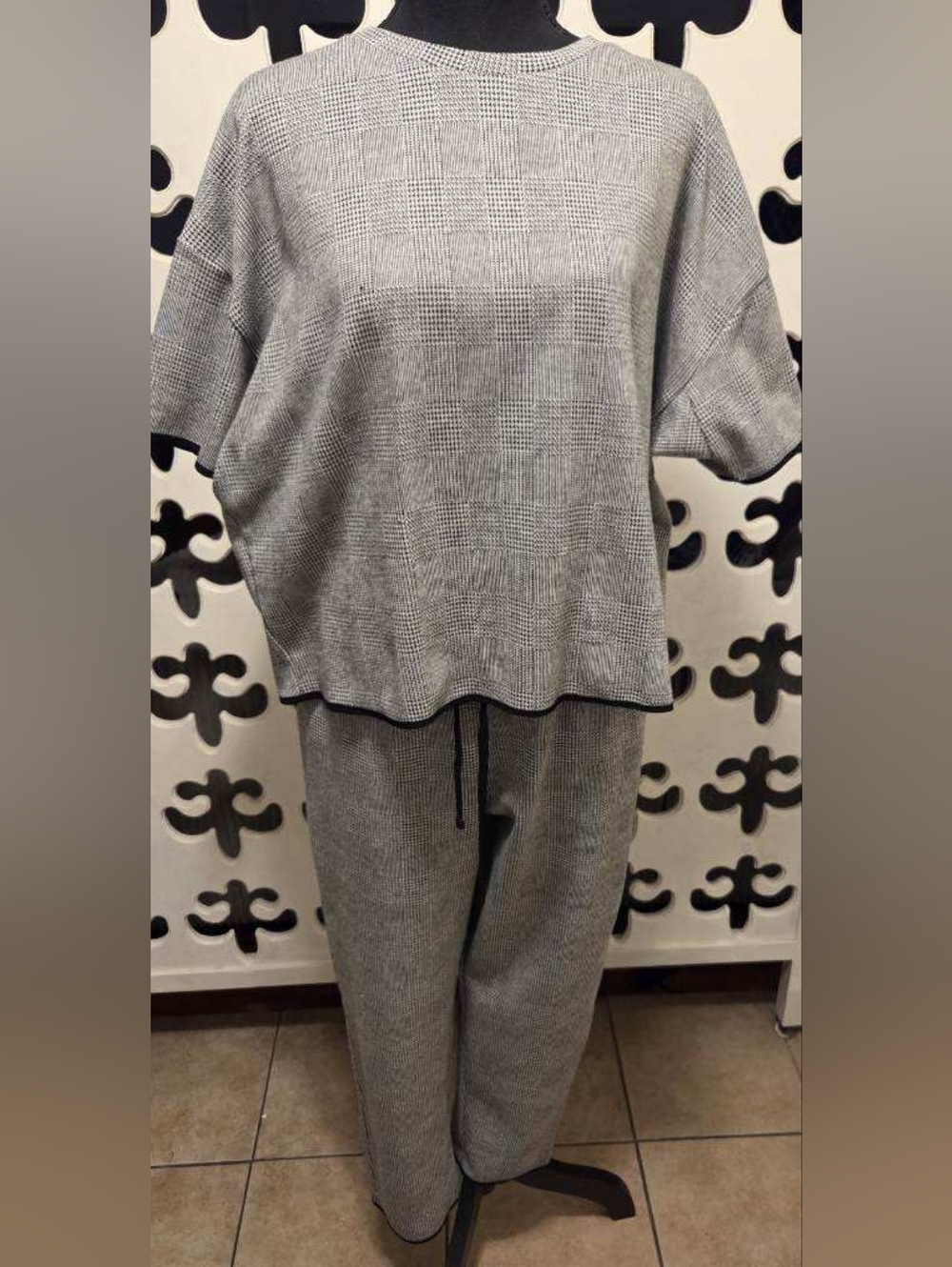 Zara Basic Black and White Houndstooth Pants Set